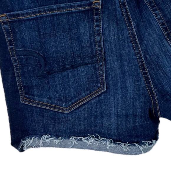 American Eagle AEO Jean Shorts Raw Frayed Hem 3” Inseam Stretch Dark Wash Size 2 - Picture 6 of 8